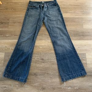 Women’s Jeans “7 for all mankind” size 28